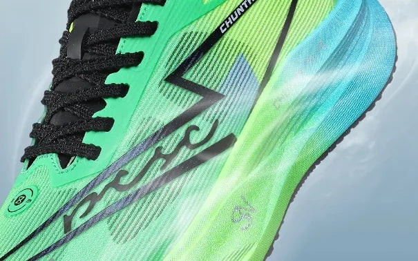 Gale flyknit upper with printed overlays